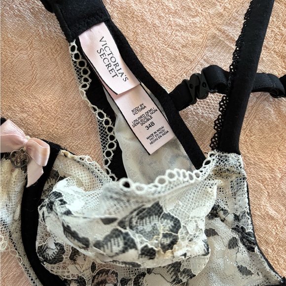 Victoria’s Secret Body By Victoria Unlined Demi Bra 34B - Picture 7 of 9